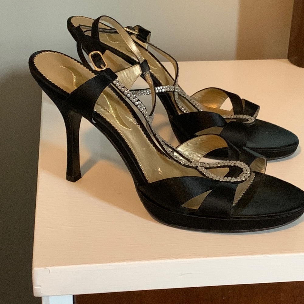 Nina dress shoes/heels